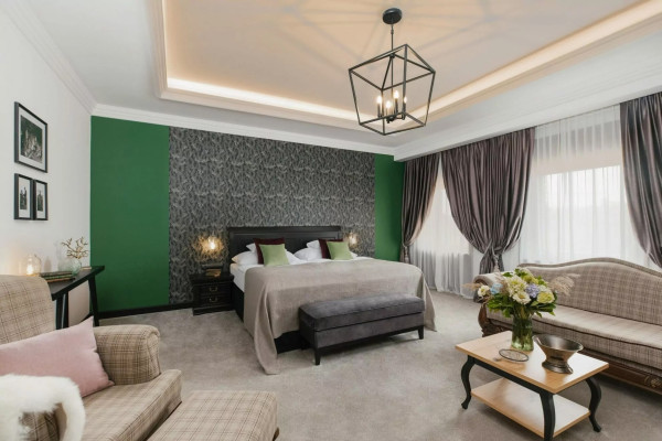 Andrássy Kúria & Spa, Deluxe room - King bed